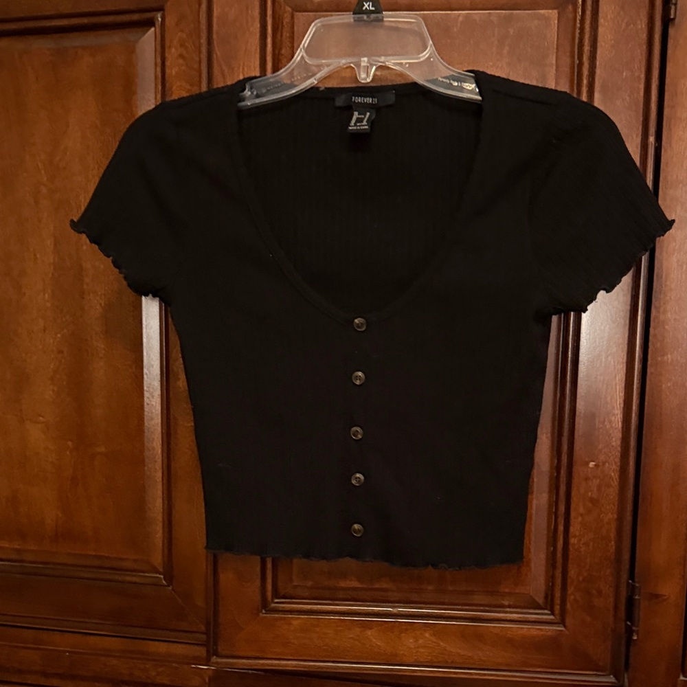 Forever 21 Black Ribbed Button Crop Top